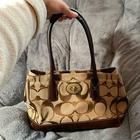 SOLD - Picture 3 of 4